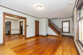 825 S Ironwood Dr in South Bend, IN - Foto de edificio - Building Photo