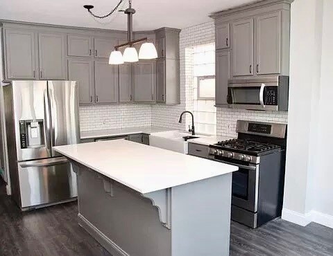 5155 W Cullom Ave, Unit 2 in Chicago, IL - Foto de edificio - Building Photo