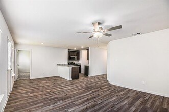 10828 Gray Mare Dr in Fort Worth, TX - Building Photo - Building Photo