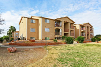 Mesquite Bluffs in Mesquite, NV - Building Photo - Building Photo