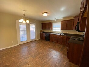 5704 S Lincoln Ave in Battlefield, MO - Building Photo - Building Photo