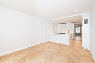 77 Brighton Ave in Boston, MA - Building Photo