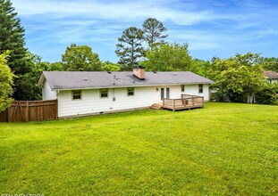 1221 Southbreeze Cir in Knoxville, TN - Building Photo - Building Photo