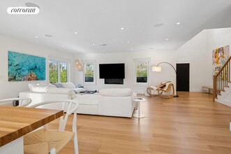 40 Edwards Ave in East Hampton, NY - Building Photo - Building Photo