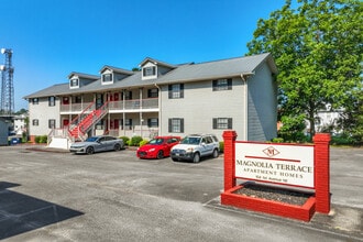 Magnolia Terrace Apartments in Arab, AL - Foto de edificio - Building Photo