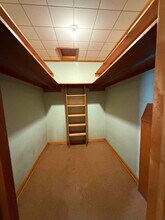 104 N Vine St in Fayette, MO - Foto de edificio - Building Photo