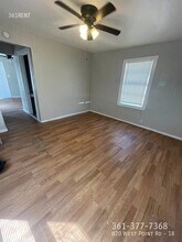 820 W Point Rd in Corpus Christi, TX - Building Photo - Building Photo