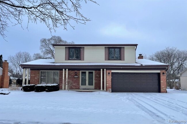 property at 4886 Hubbard