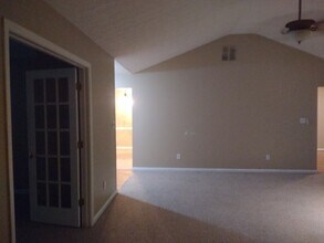 385 Burch Rd in Fayetteville, GA - Building Photo - Building Photo