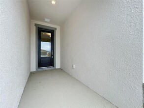 1430 Arbor Hl Dr in Deltona, FL - Foto de edificio - Building Photo