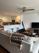 46-040 Konane Pl in Kaneohe, HI - Building Photo - Building Photo