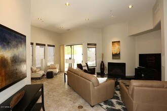7371 E Vaquero Dr in Scottsdale, AZ - Building Photo - Building Photo