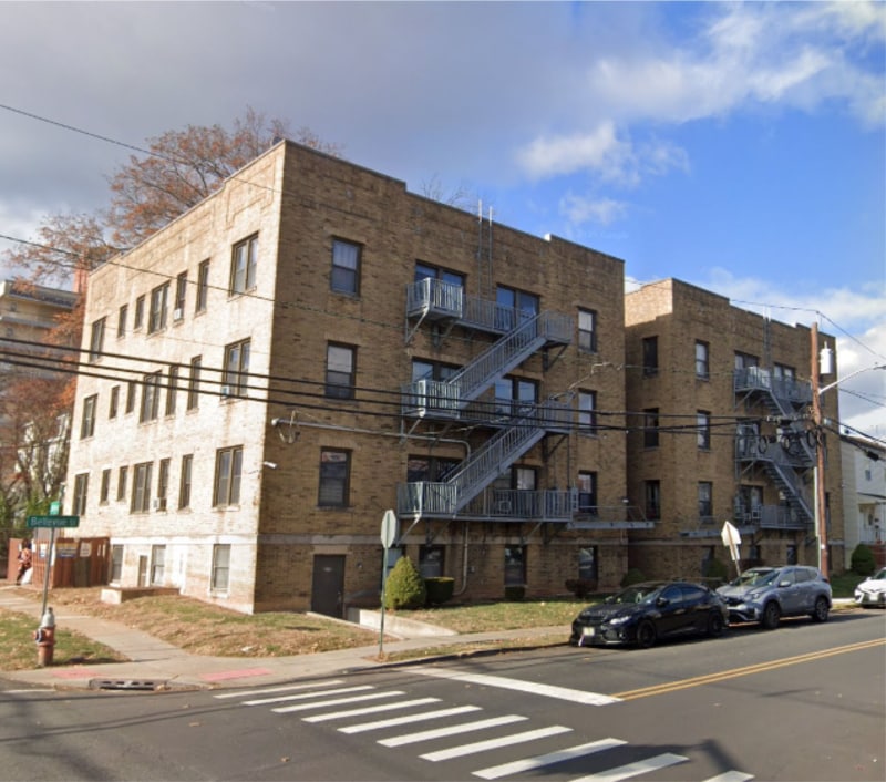 801 Jersey Ave in Elizabeth, NJ - Building Photo
