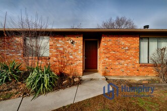 399 S Maple Grove Rd in Boise, ID - Building Photo - Building Photo