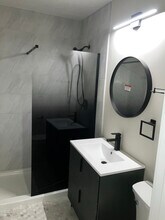 6634 S Minerva Ave, Unit 2 in Chicago, IL - Foto de edificio - Building Photo