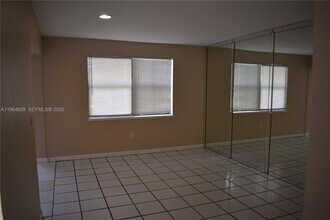 1622 NW 65th St in Miami, FL - Building Photo - Building Photo