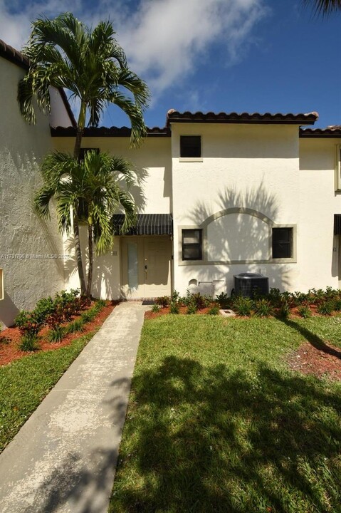 7200 NW 2nd Ave in Boca Raton, FL - Building Photo