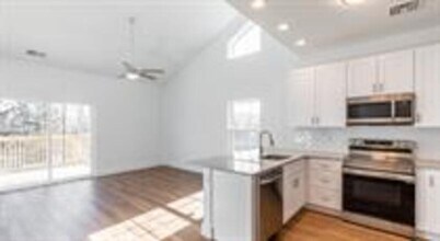 43 Hillside Rd in Pine Plains, NY - Building Photo - Building Photo
