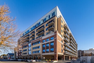 Sage Kingston in Kingston, ON - Building Photo - Building Photo