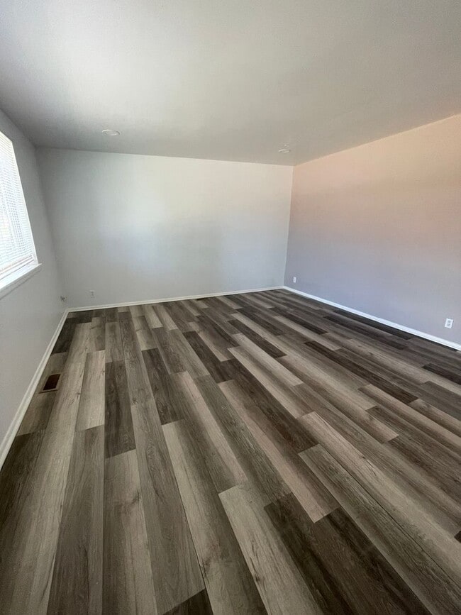5695 S 2200 W in Roy, UT - Building Photo - Building Photo