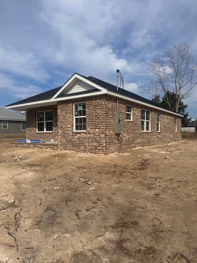 property at 1802 Aimwell Blvd