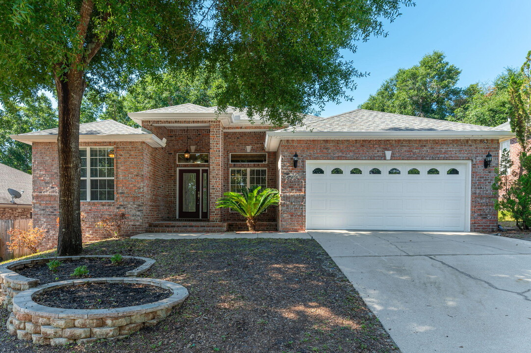 203 Eleases Crossing in Crestview, FL - Building Photo