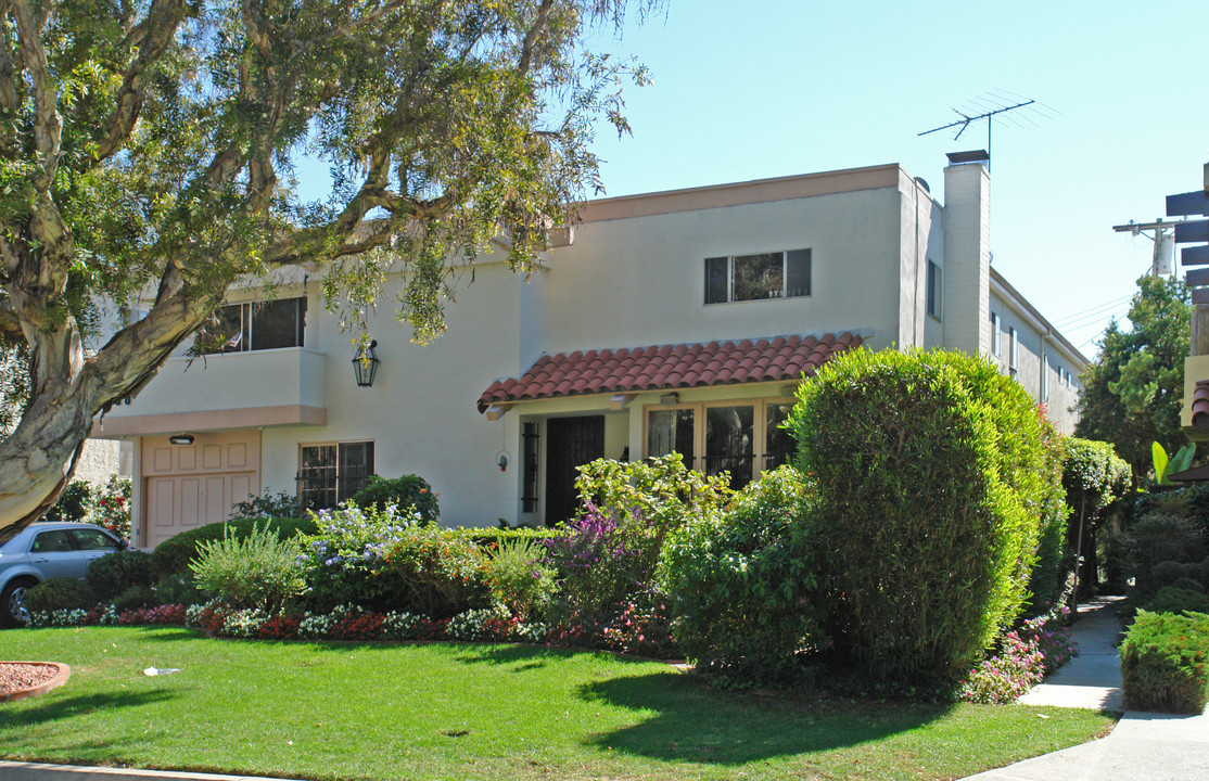 10968 Rose Ave in Los Angeles, CA - Building Photo