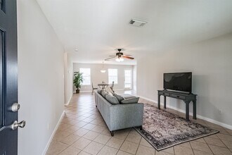 16783 N Bob White Dr in Conroe, TX - Building Photo - Building Photo