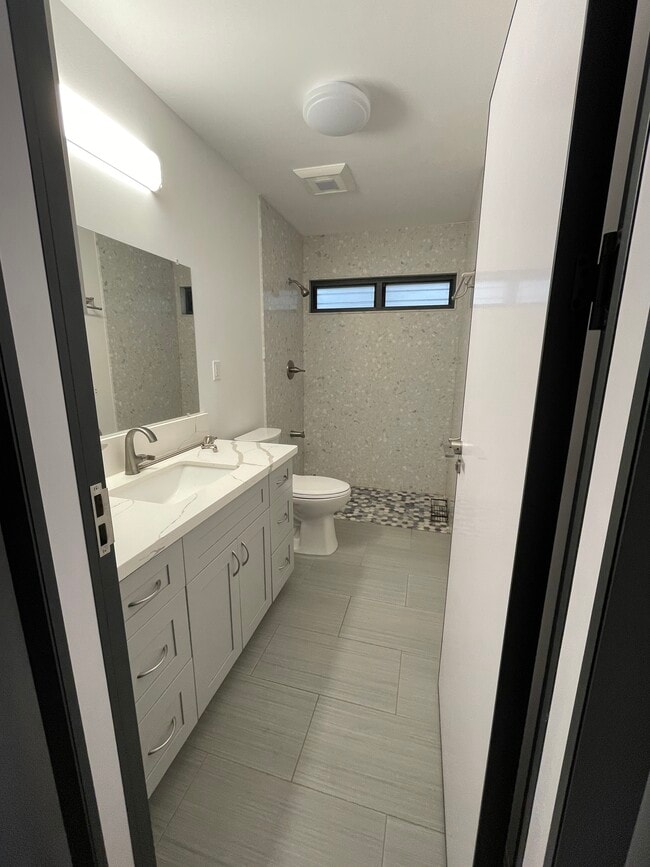 2584 Pauoa Rd in Honolulu, HI - Building Photo - Building Photo