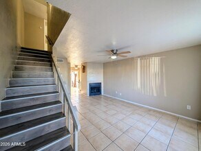 9228 N 7th Ave in Phoenix, AZ - Foto de edificio - Building Photo