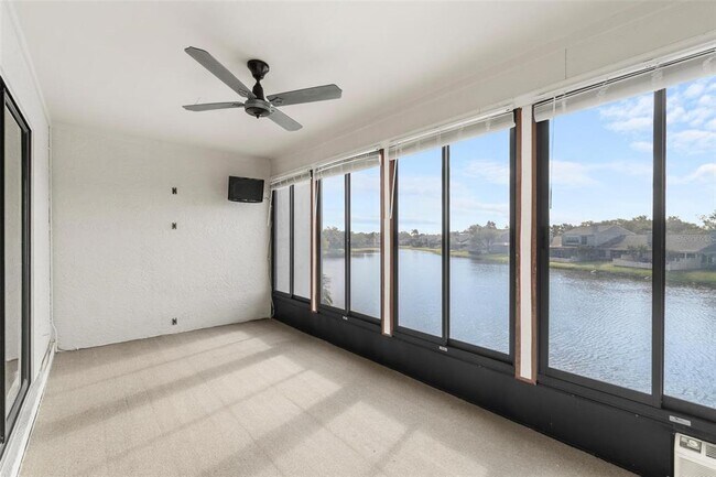 846 Glades Ct in St. Petersburg, FL - Building Photo - Building Photo