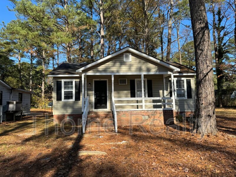 1552 Fountain St in Rocky Mount, NC - Foto de edificio