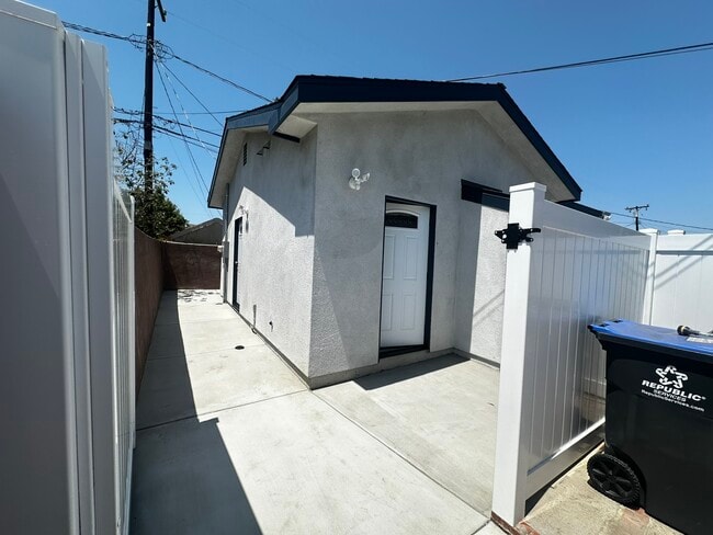 property at 2134 Park Dr
