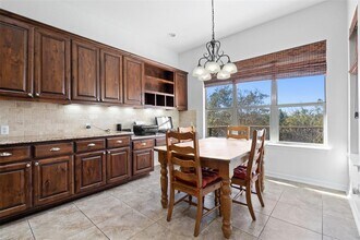 172 Mirafield Ln in Austin, TX - Building Photo - Building Photo