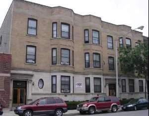 property at 1009 S Oakley Blvd