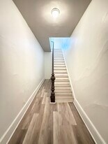 150 E Market St in Williamstown, PA - Building Photo