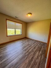 633 W 9th St in New Richmond, WI - Building Photo - Building Photo