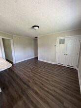 1408 Old Ebenezer Rd in Florence, SC - Building Photo - Building Photo