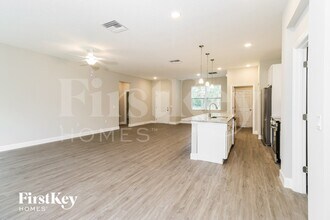 121 Dailey St SE in Palm Bay, FL - Building Photo - Building Photo