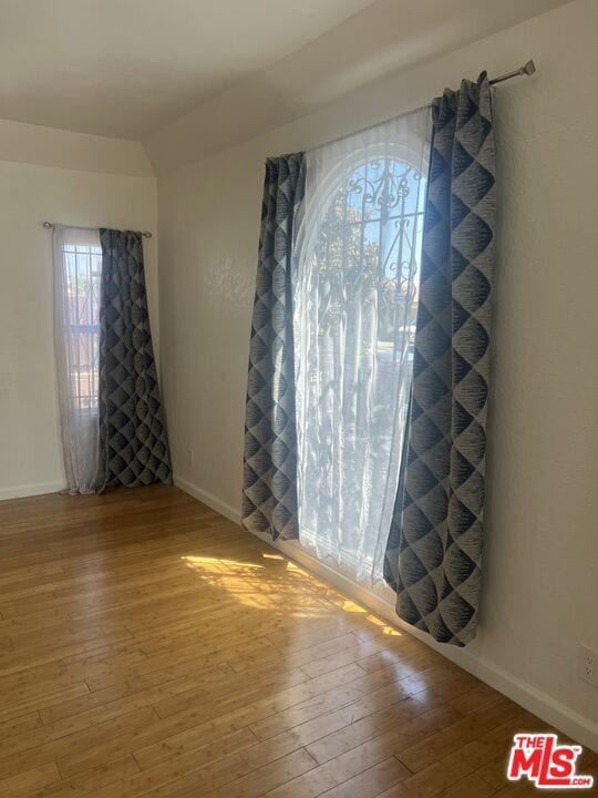 6313 S Victoria Ave in Los Angeles, CA - Building Photo - Building Photo