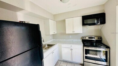 390 W Haines Blvd in Lake Alfred, FL - Building Photo - Building Photo