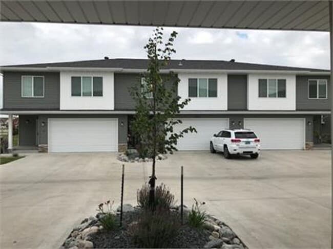 3325 Pr Hts Wy