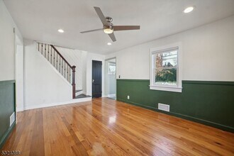 20-09 Prospect Ave in Fair Lawn, NJ - Building Photo - Building Photo