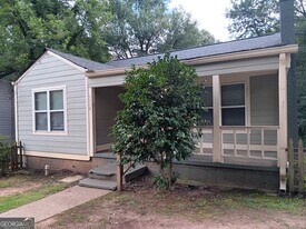 1112 Regent St SW in Atlanta, GA - Building Photo