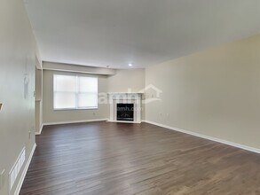 6443 Lantern Way in Burlington, KY - Building Photo - Building Photo