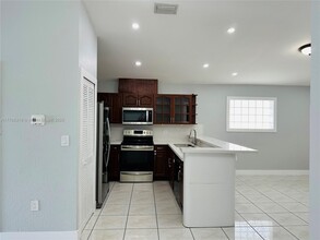 13826 SW 157th Terrace in Miami, FL - Building Photo - Building Photo