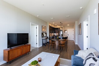 Oxbow in Nashville, TN - Building Photo - Interior Photo