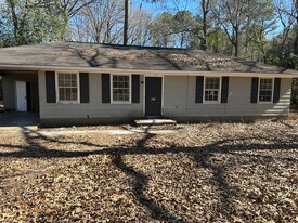 420 New Castle St in Sumter, SC - Building Photo