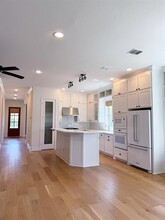 2801 Kirin Rd in Carrollton, TX - Foto de edificio - Building Photo