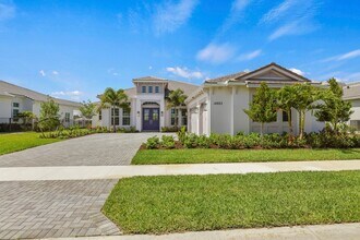 14823 Wildwood Cir in Westlake, FL - Foto de edificio - Building Photo